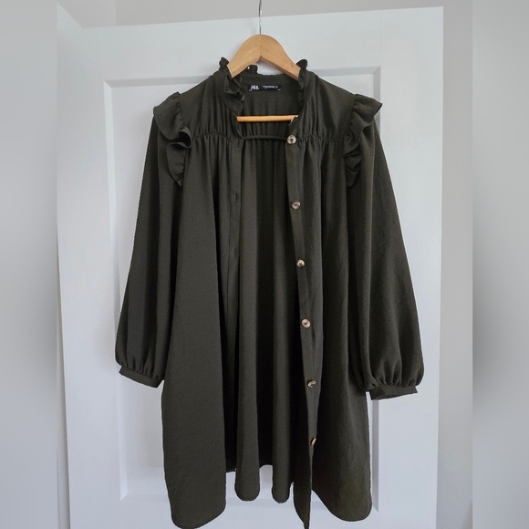 Zara Womens Oversized Xs Dark Green Ruffled Button-Up Dress - Picture 3 of 15